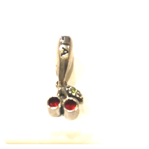 Chamillia bead - Picture 1 of 1